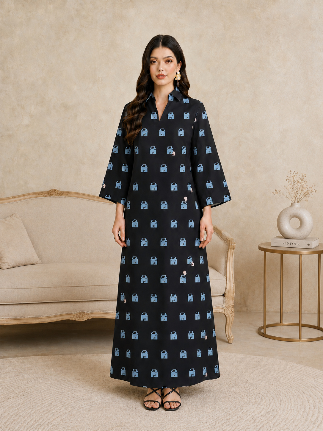 جلابية طويلة بنمط مميز