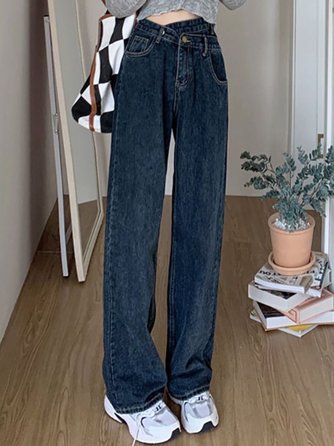 Blue High-Rise Straight-Leg Denim Jeans