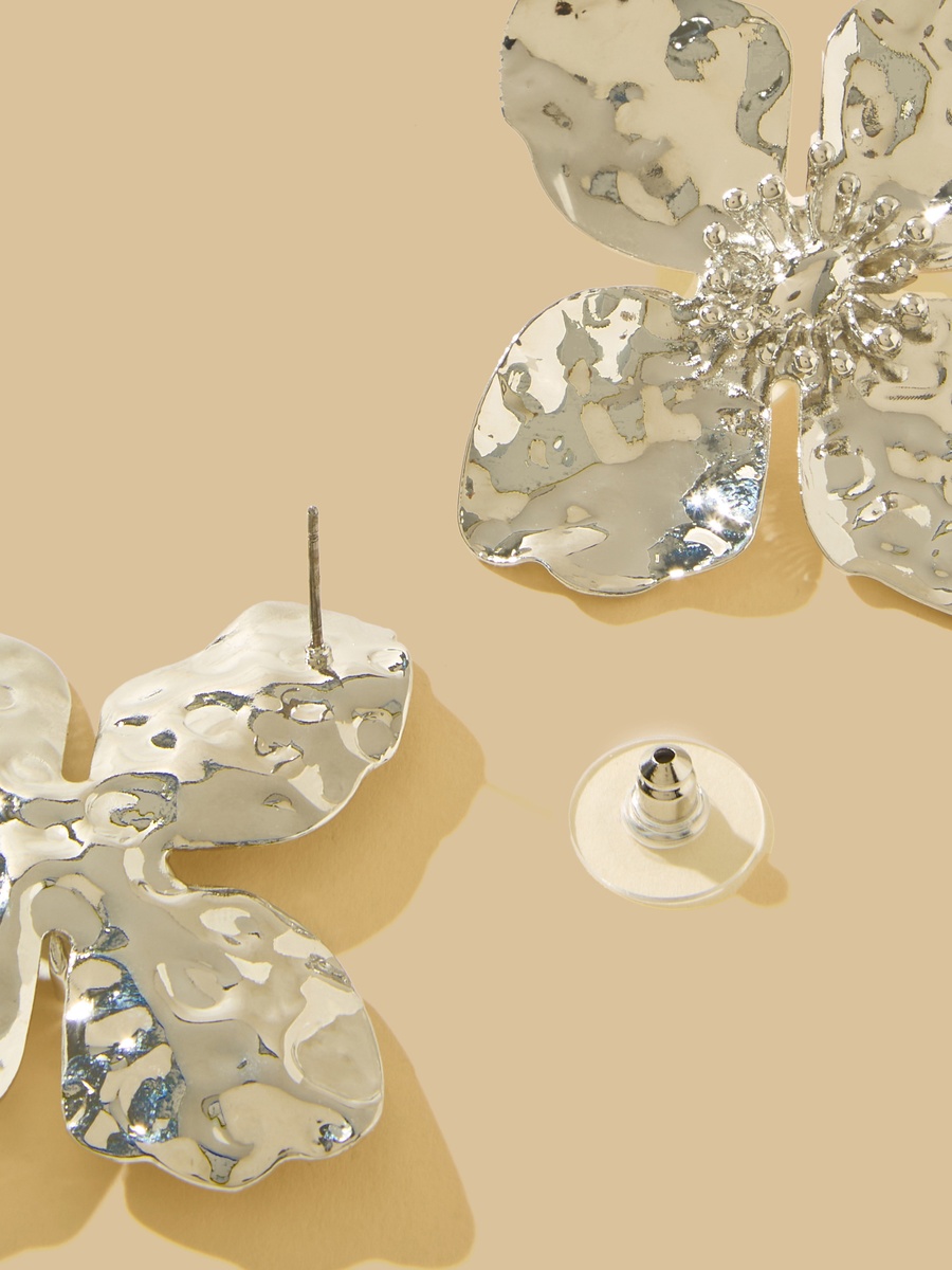 Floral Shaped Stud Earrings with Pushback Closure