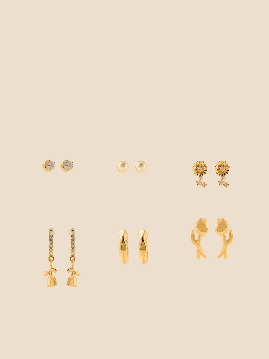 Pack of 6 - Assorted Earrings with Pushback Closure