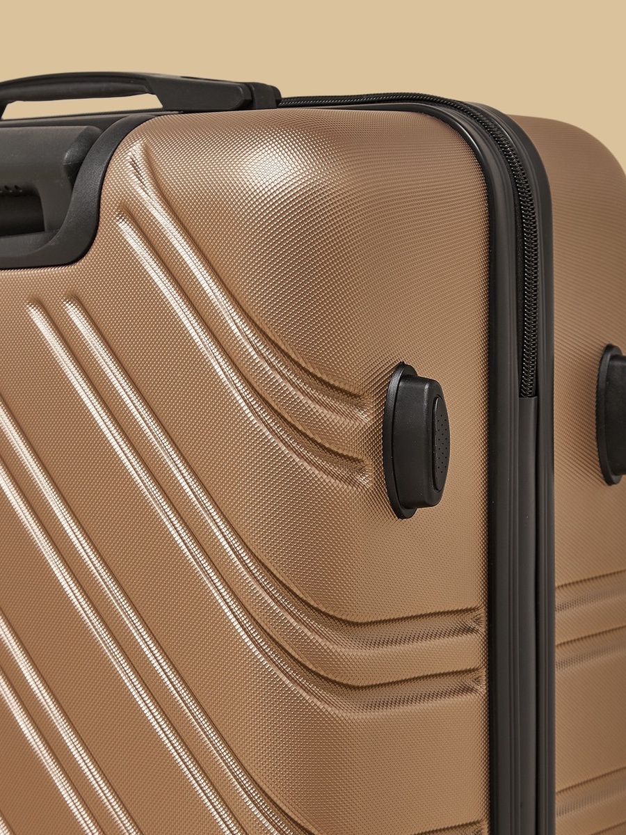 Textured 4-Wheel Hardcase Trolley Bag with Retractable Handle