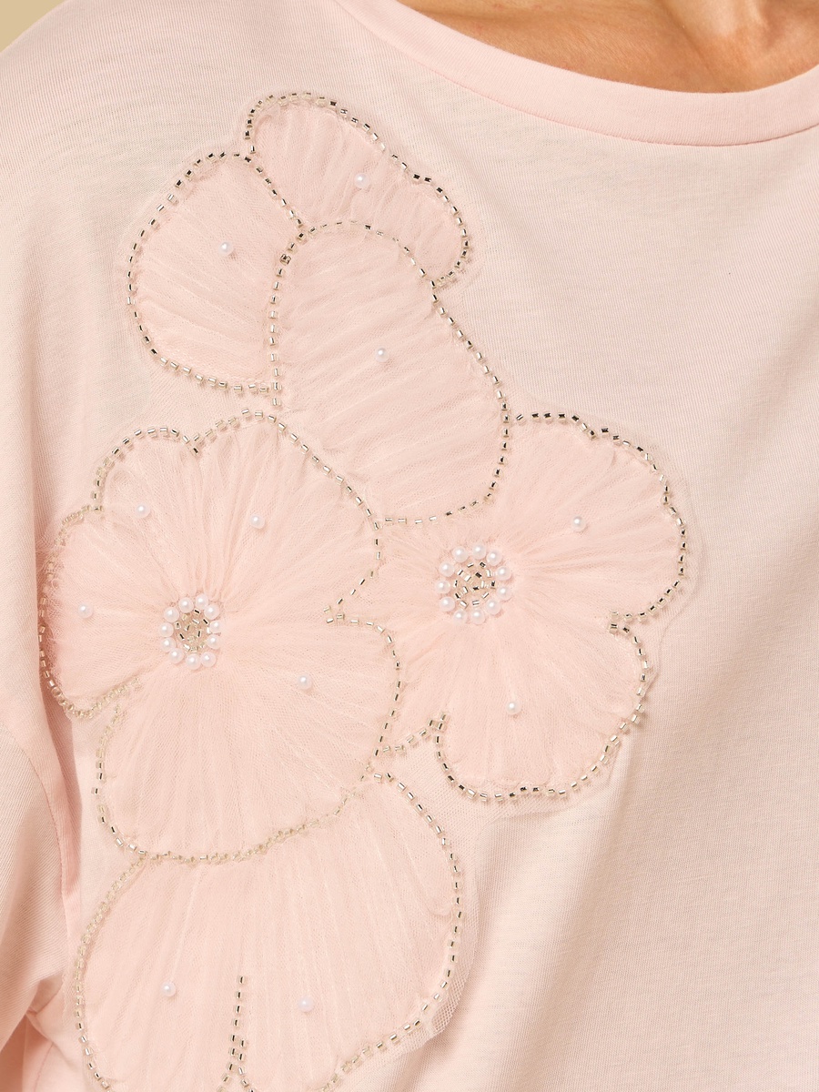 Floral Applique T-Shirt