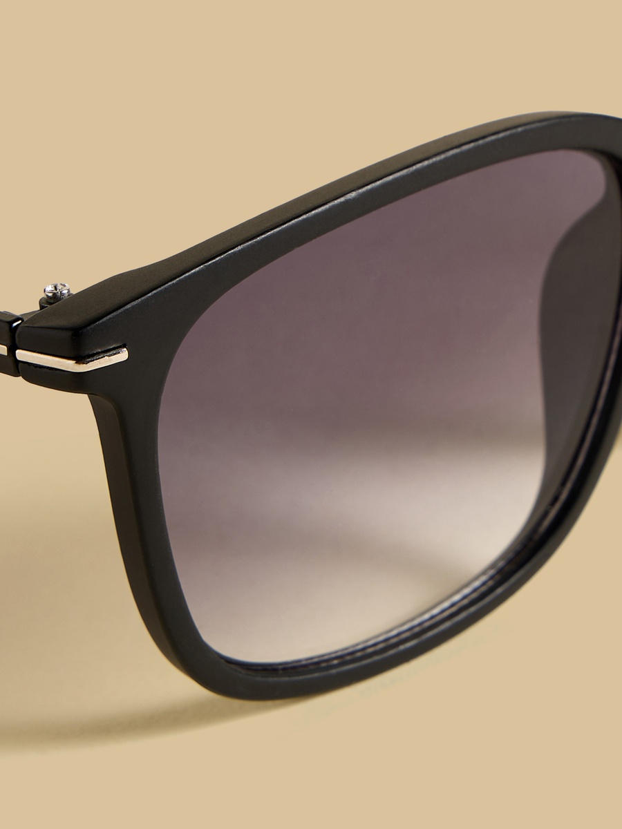 Full Rim Tinted Sunglasses