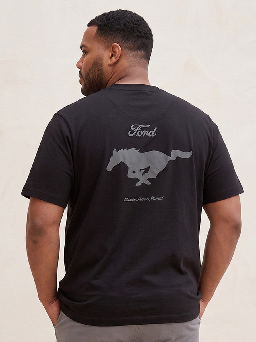 Plus Mustang Crew Neck Short Sleeves T-Shirt