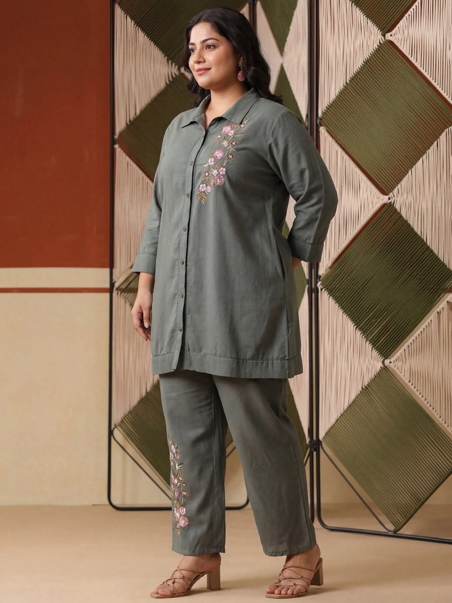 Green Embroidered Rayon Flex Plus Size Co-ord Set 