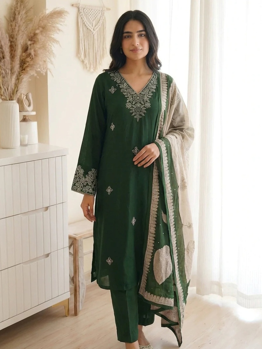 Green Embroidered Muslin Straight Kurta Pants Dupatta Set
