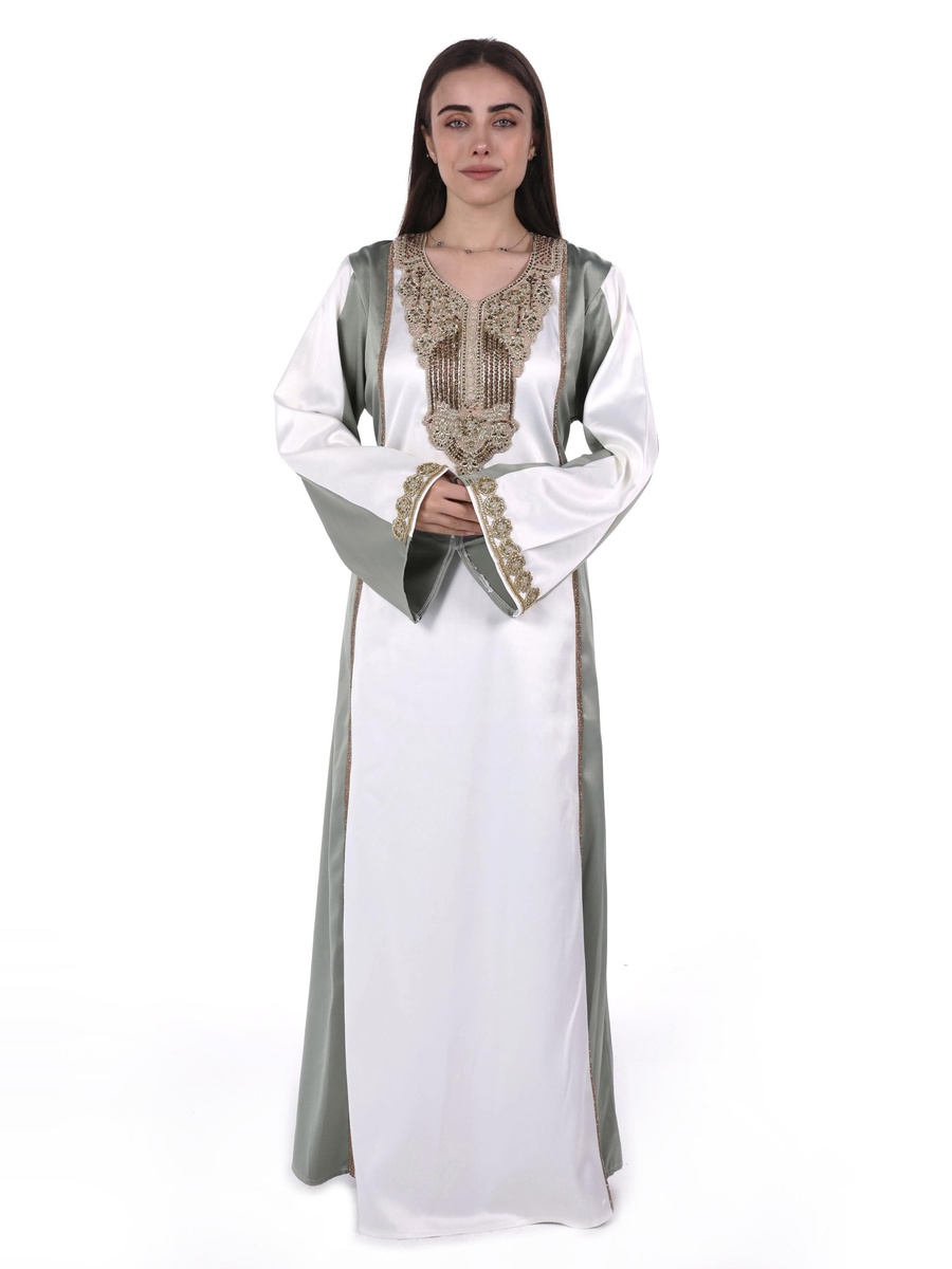 جلابية ساتان مطرزة