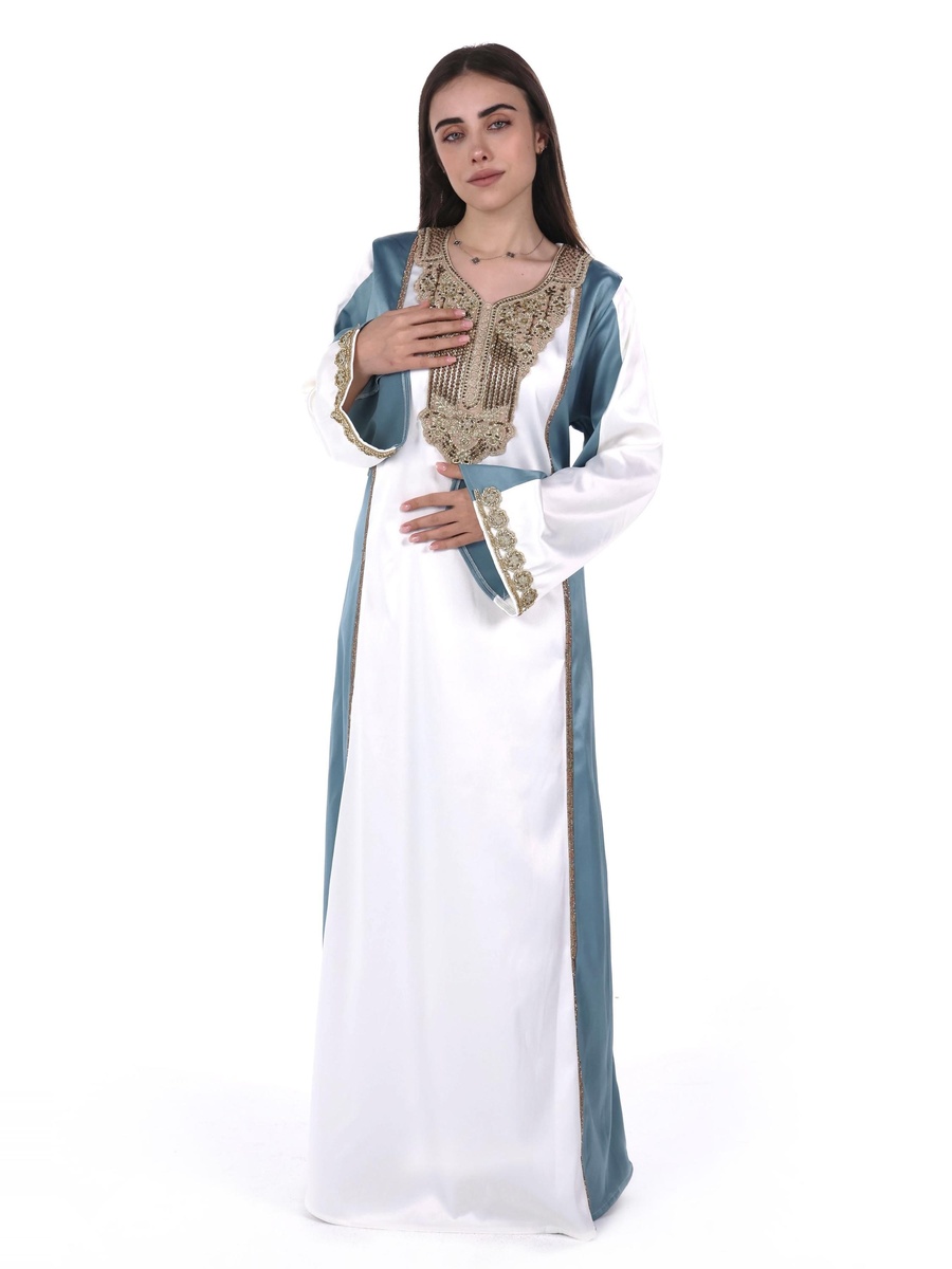 جلابية ساتان مطرزة