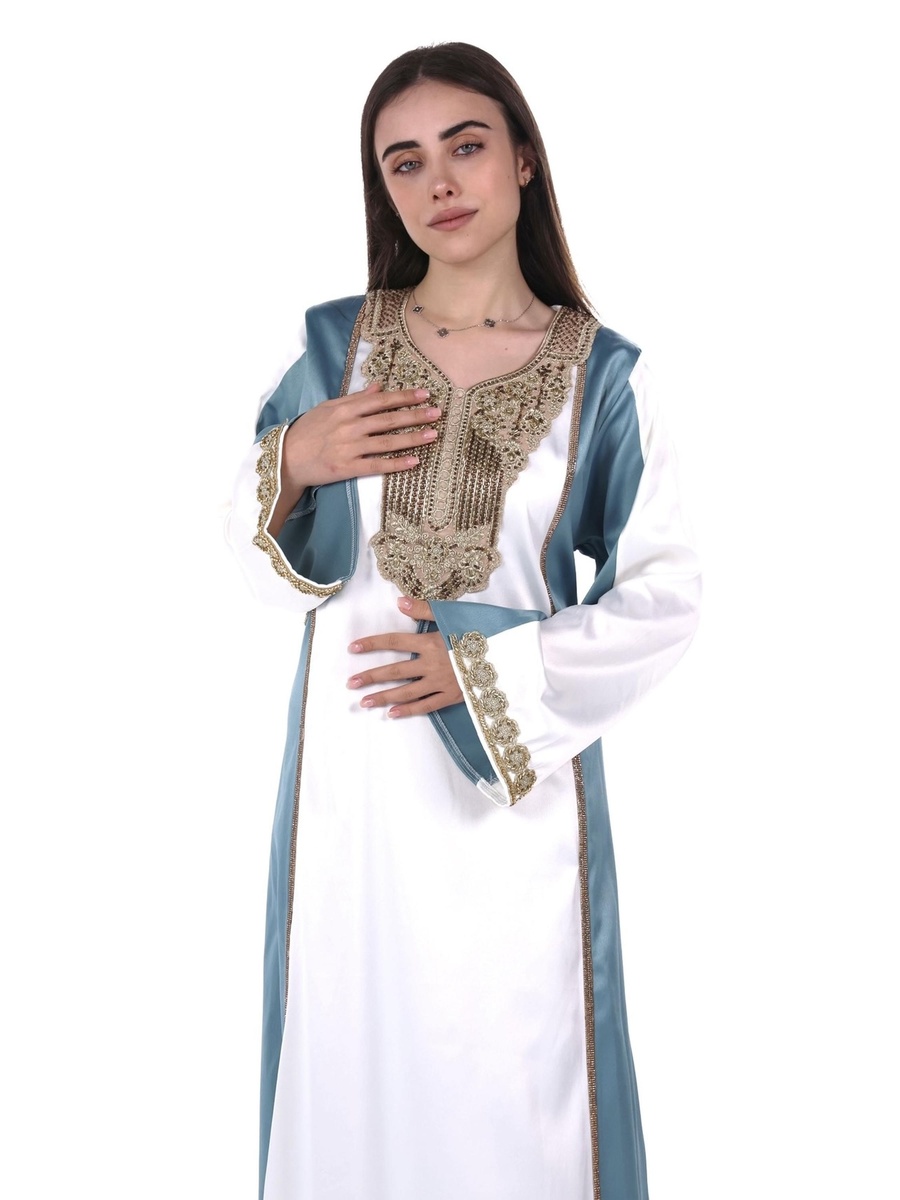 جلابية ساتان مطرزة