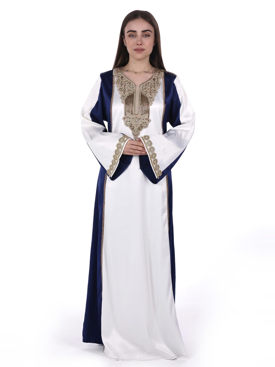 جلابية ساتان مطرزة