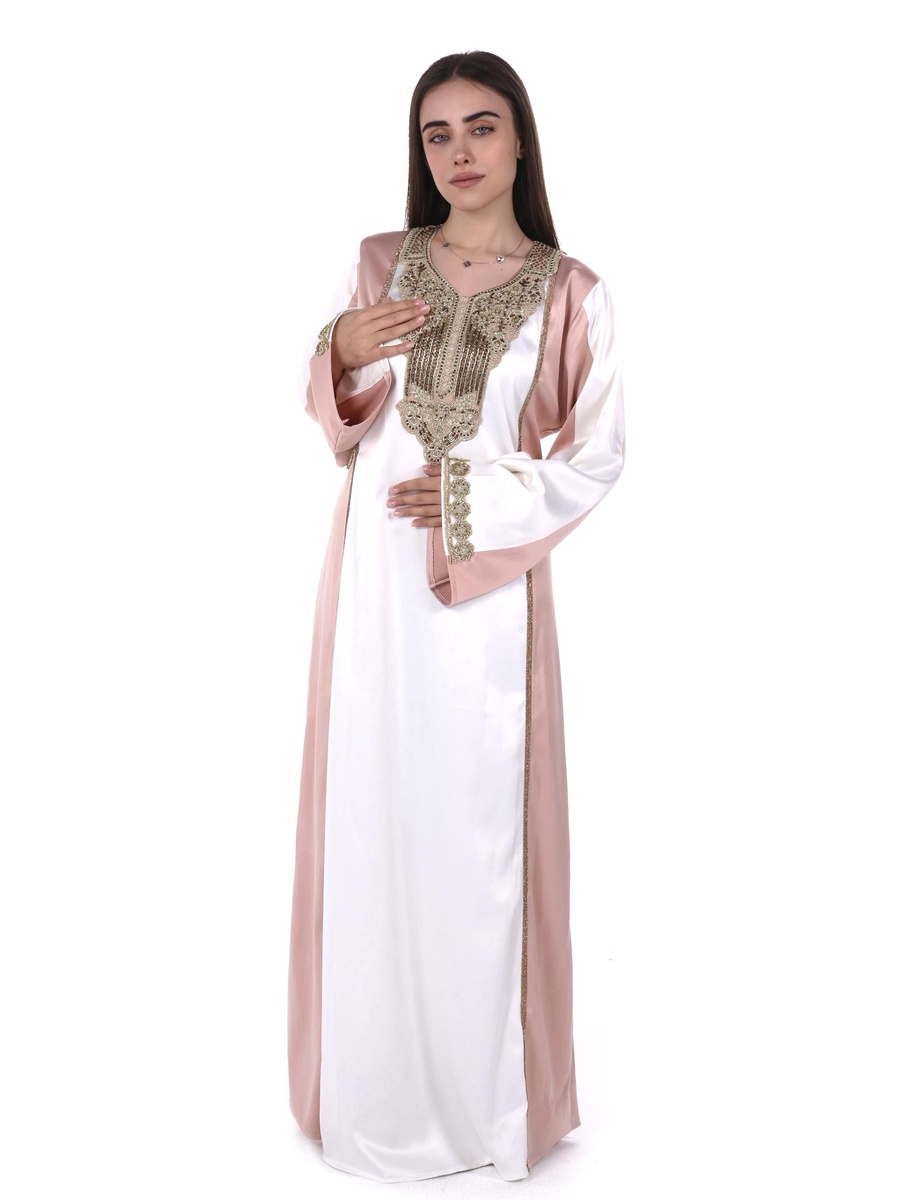 جلابية ساتان مطرزة