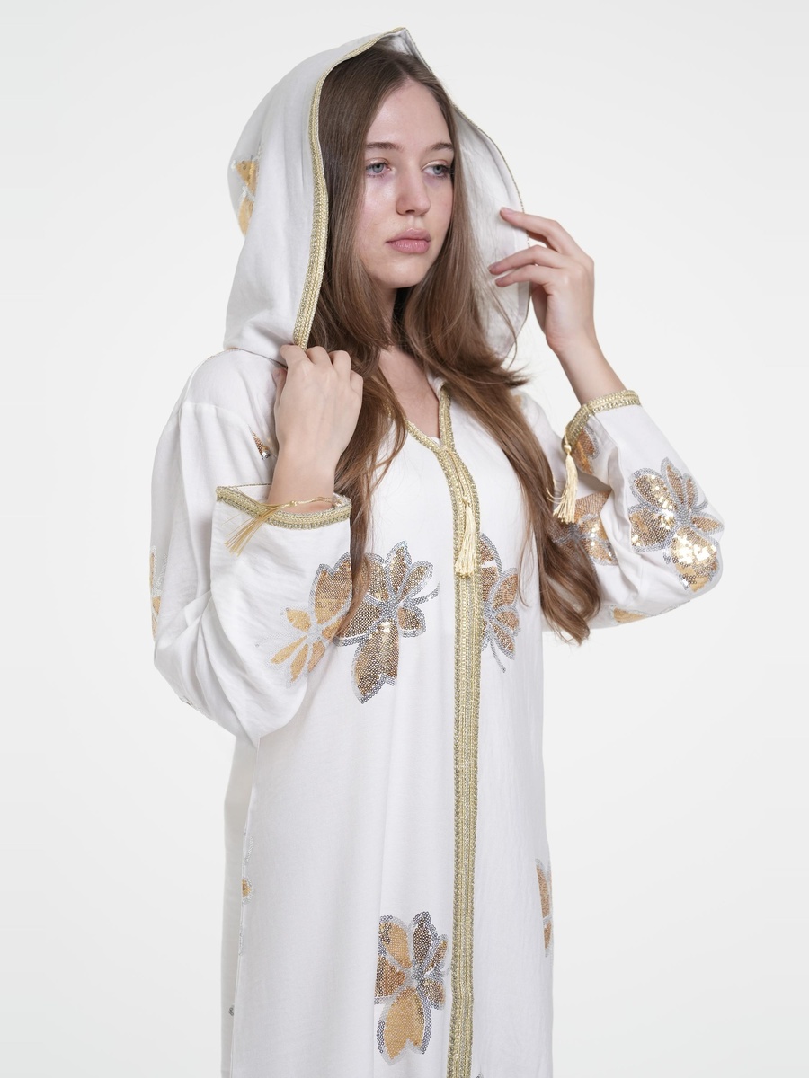 Linen Embroidered Jalabiya with Hood