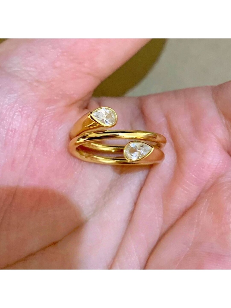 Gold Teardrop Ring