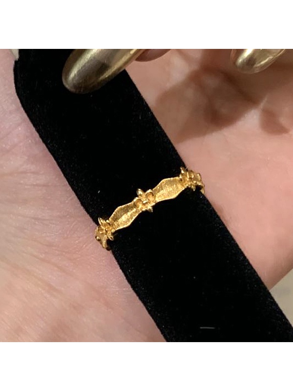 Golden Fleur-de-Lis Ring
