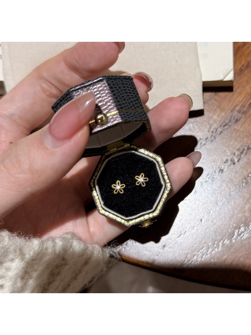 Gold Flower Stud Earrings