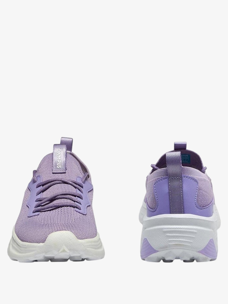 Cleat Classic Fit Low Top Sneakers