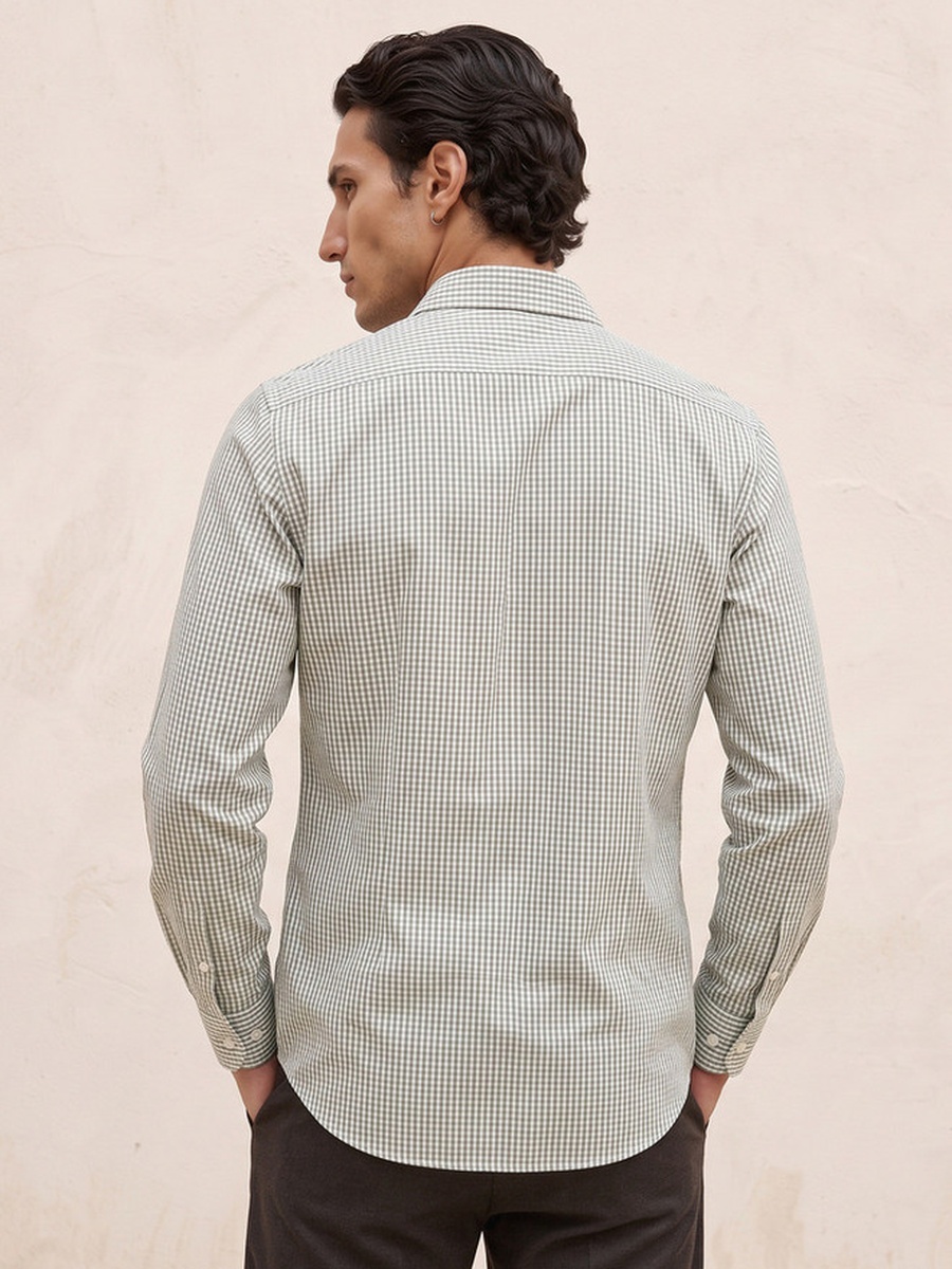 Regular Fit Collared Checked Long Sleeves Shirt