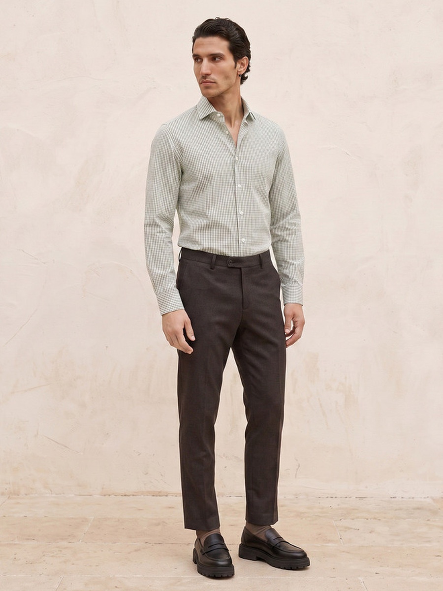 Regular Fit Collared Checked Long Sleeves Shirt