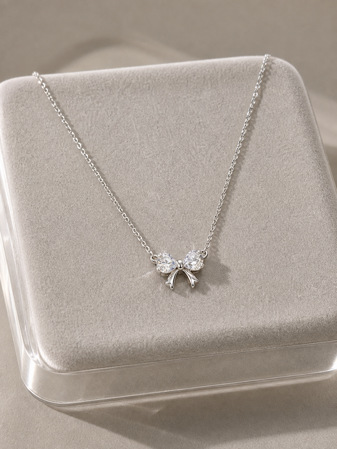 Silver Bow Zirconia Necklace