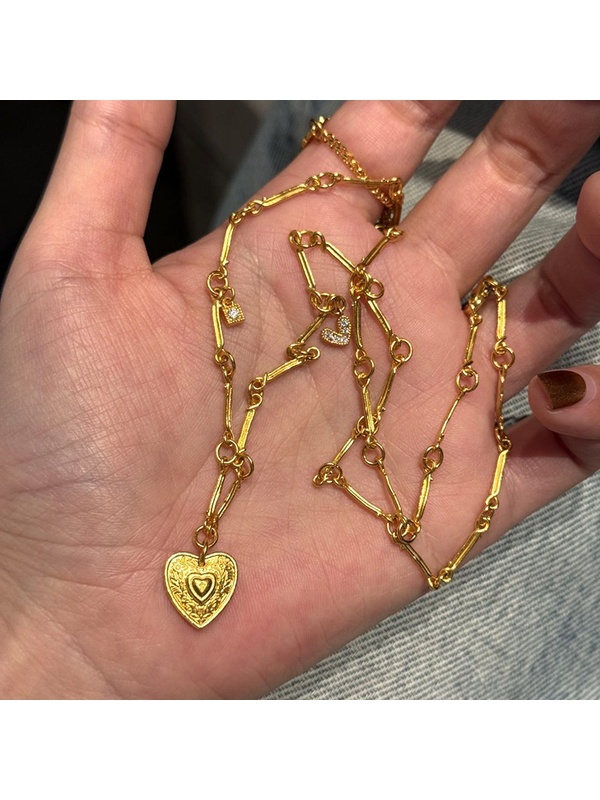 Gold Heart Pendant Necklace