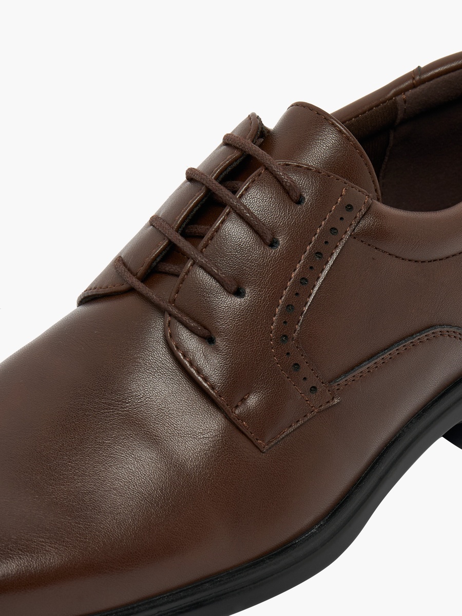 Men Lace-Up Derby Shoes