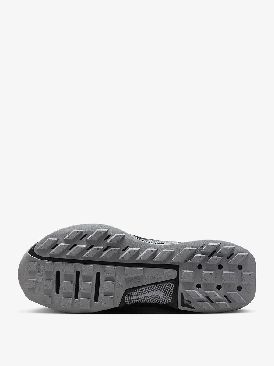 Black Juniper Trail 3 Sneakers