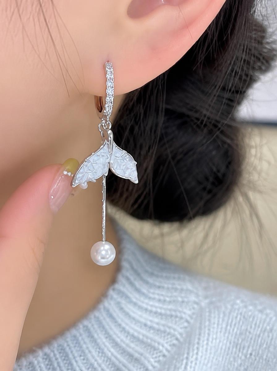 Silver Mermaid Fin and Pearl Dangle Earrings