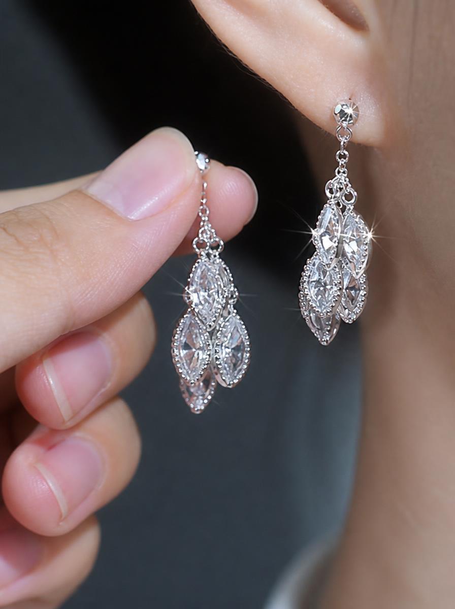Silver Teardrop Earrings
