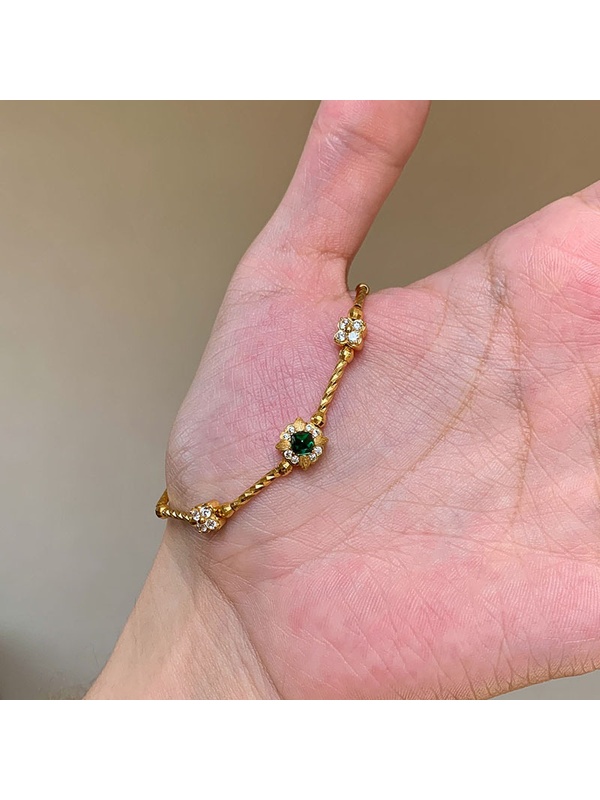 Emerald Brushed Four-Leaf Clover Twist Bracelet