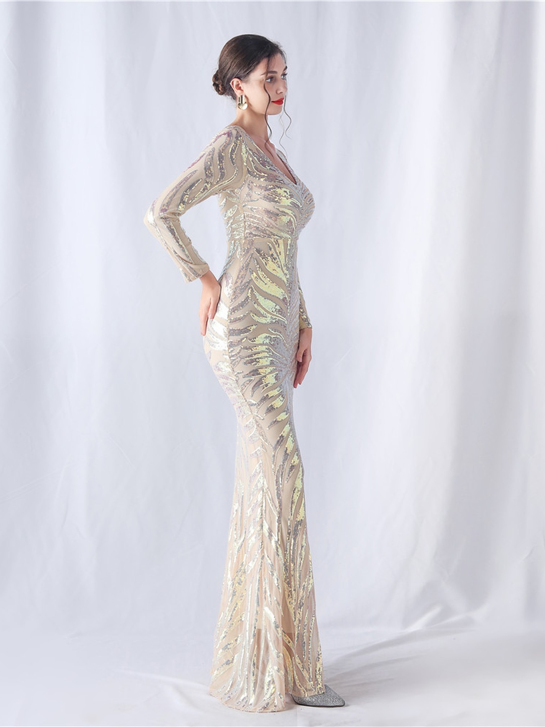 Champagne Sequin V-Neck Long Sleeve Mermaid Evening Gown