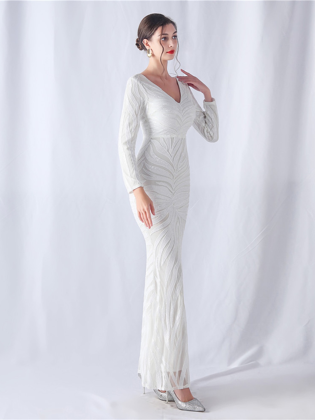White Long Sleeve V-Neck Sequined Mermaid Evening Gown