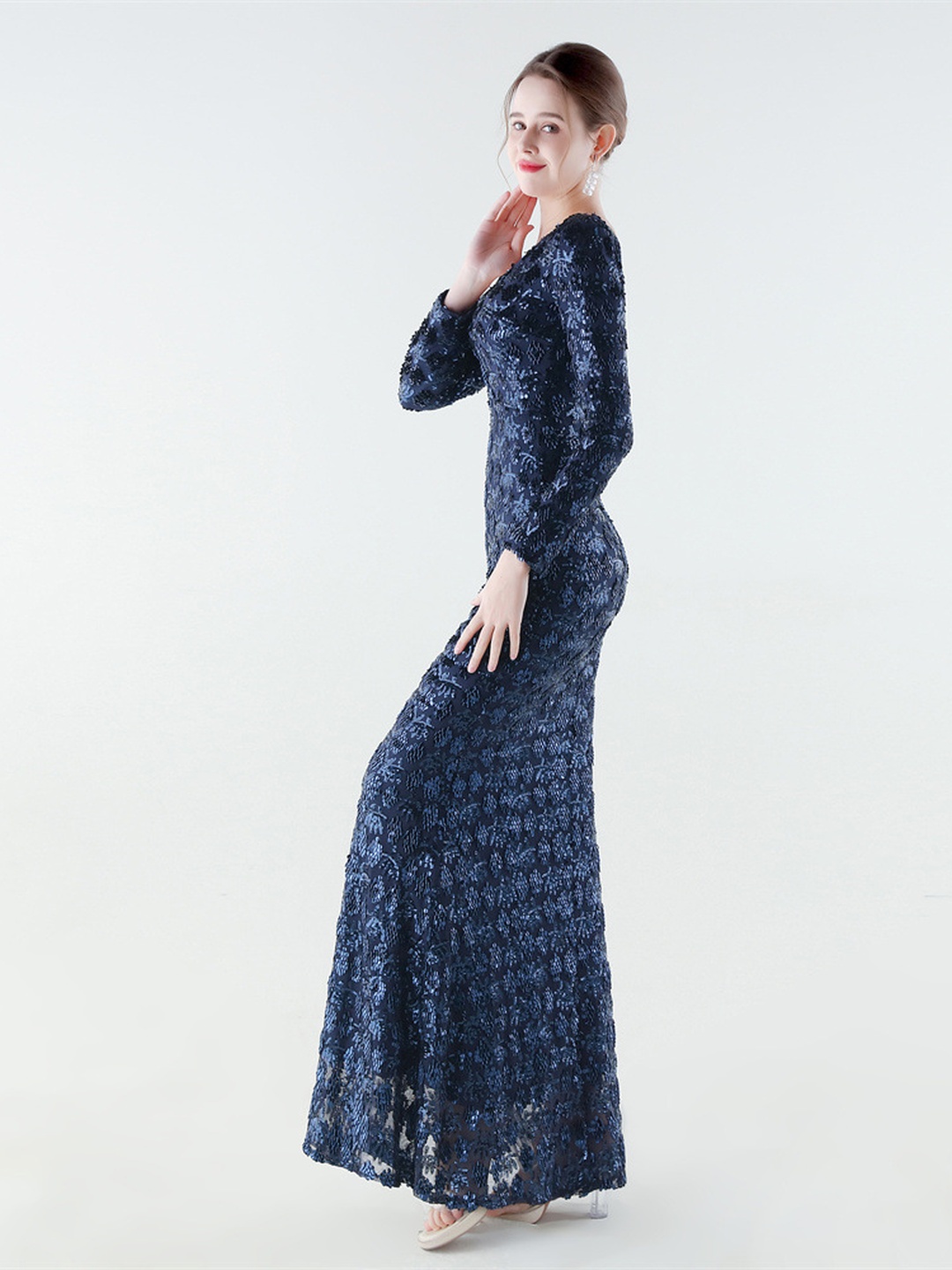 Navy Blue Beaded V-Neck Long Sleeve Mermaid Evening Dress