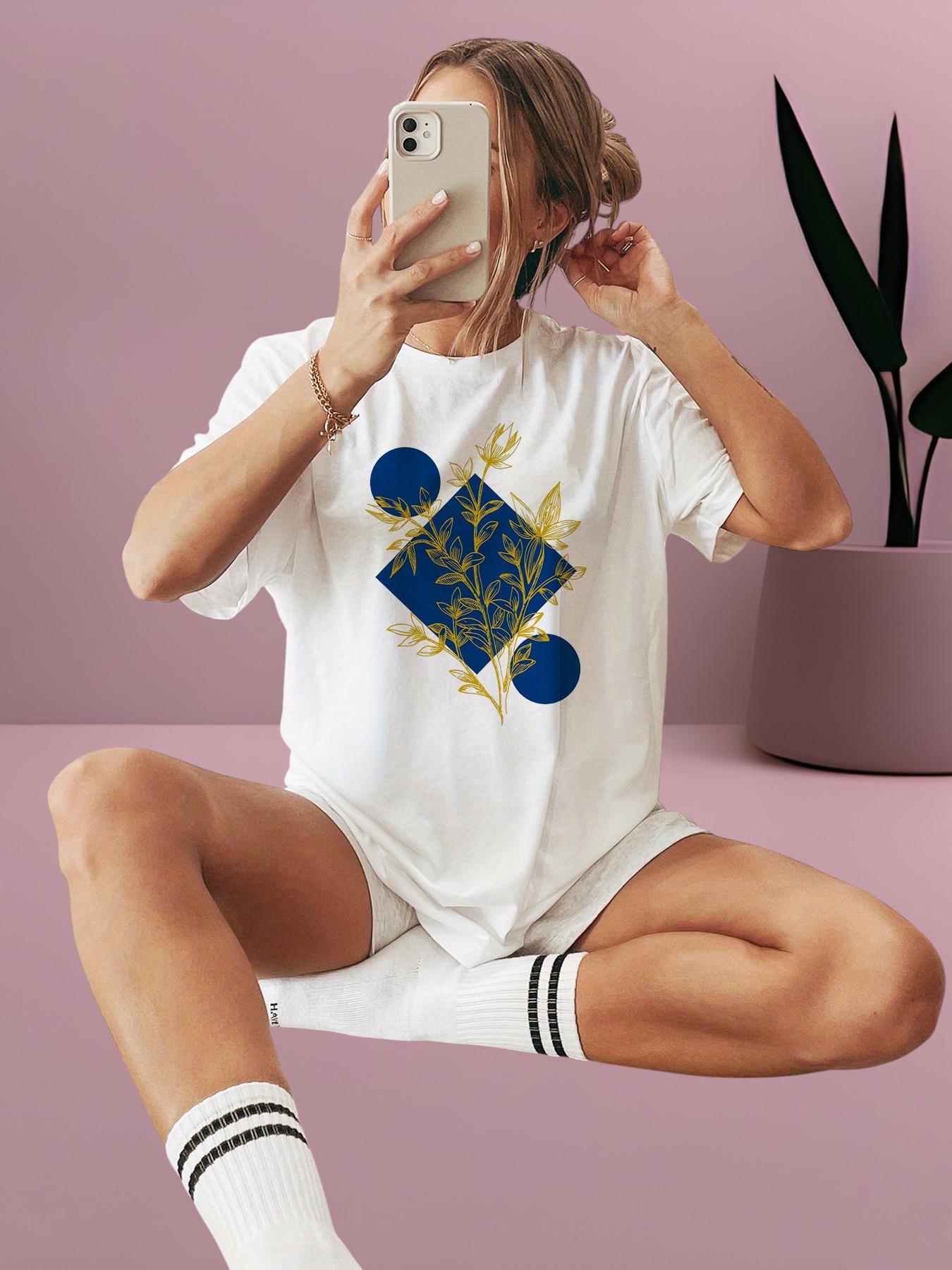 White Printed Round Neck Short Sleeve T-Shirt