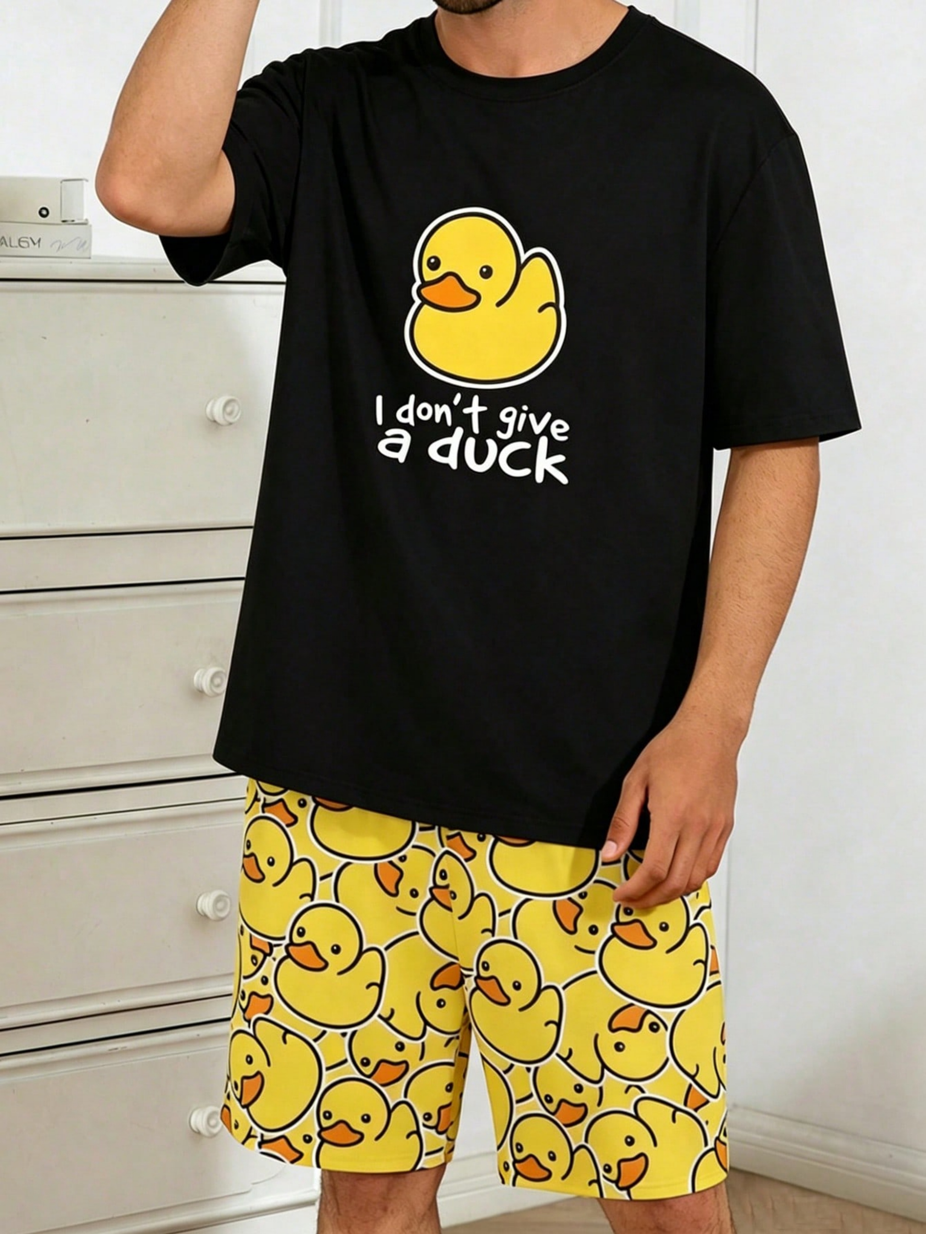 Men Printed Duck Pyjama Set