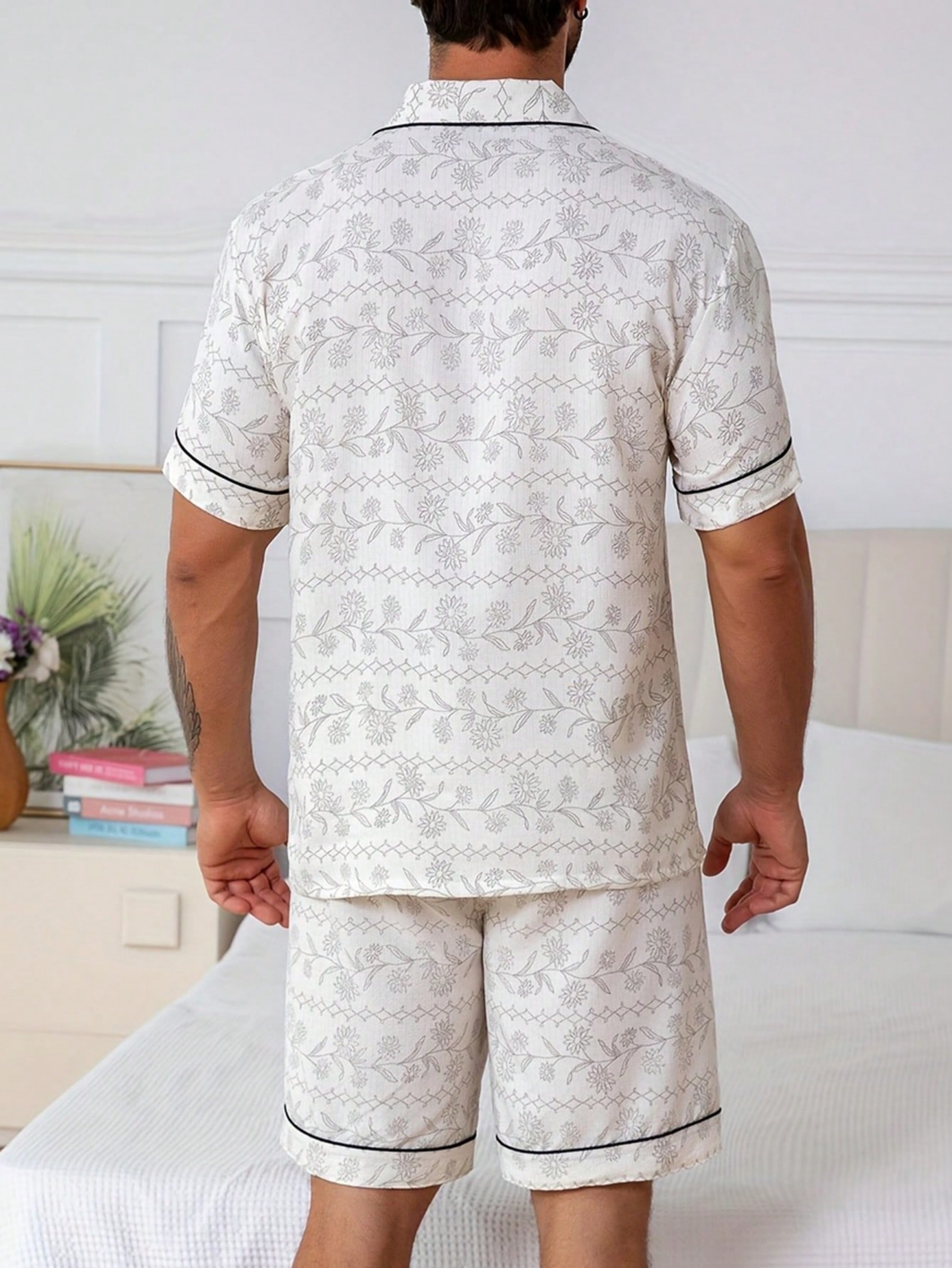 Men White Floral Print Short Pyjama Set