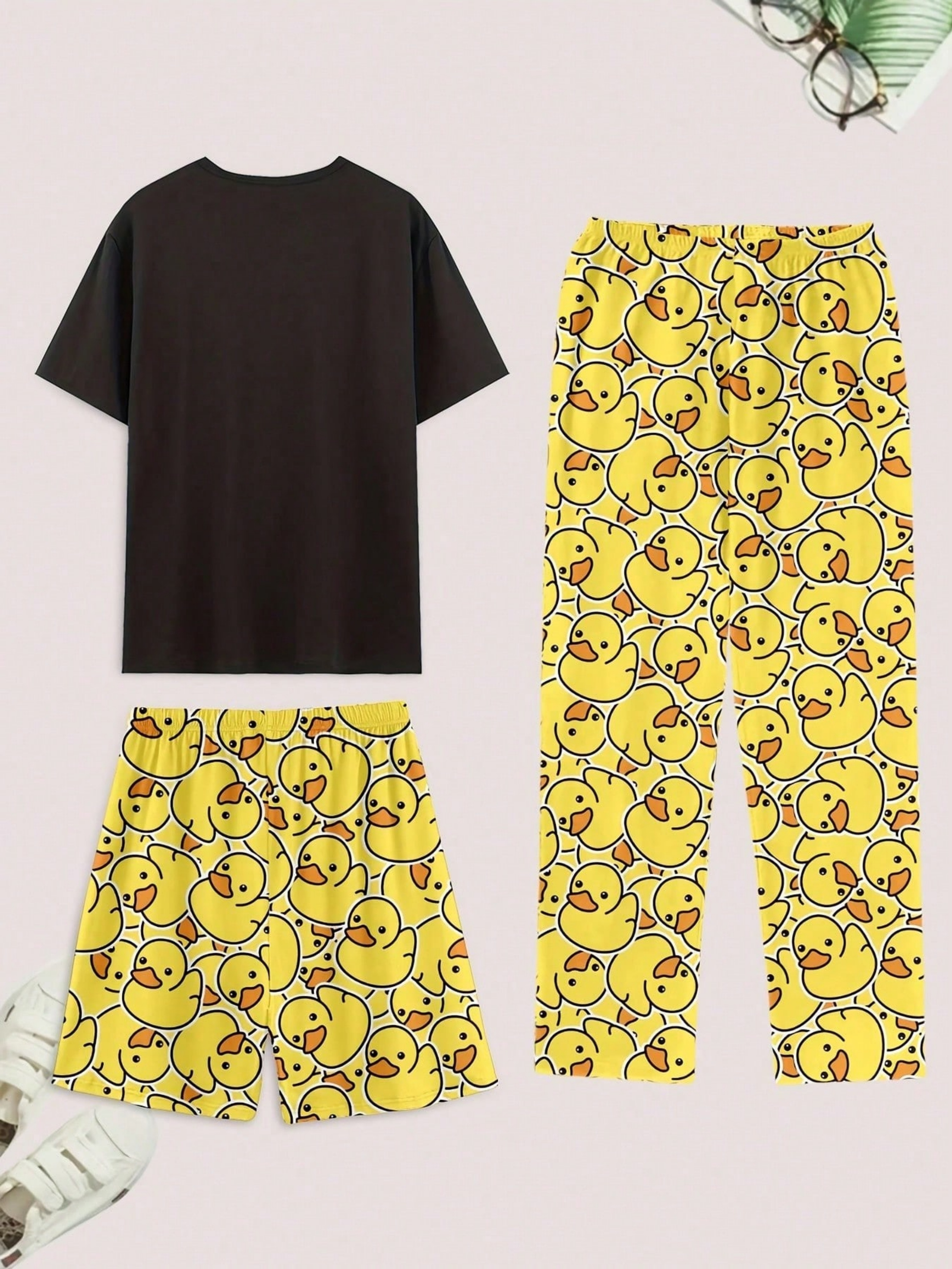 Men Duck Print Black T-Shirt and Pyjama Set