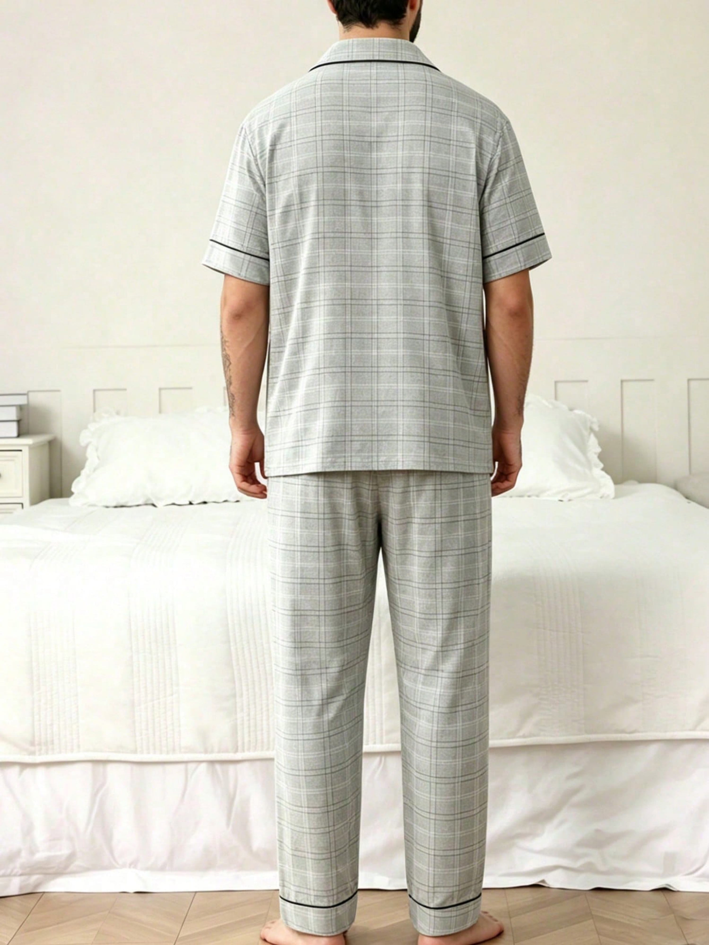 Men Grey Plaid Short-Sleeve Pyjama Set