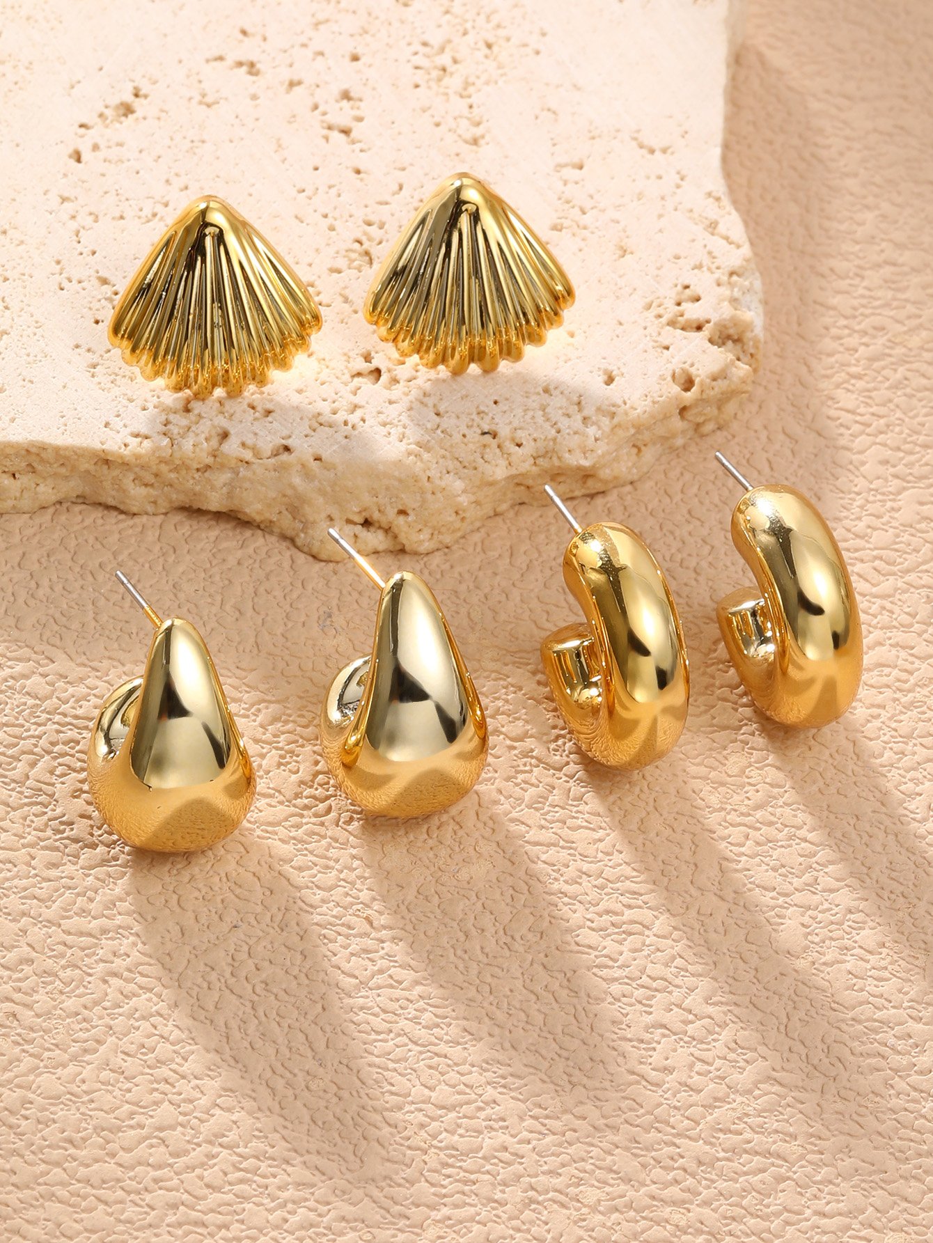Golden Scallop Shell Stud Earrings