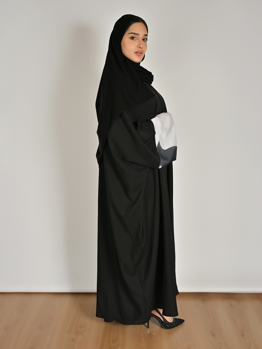Black Color Block Print Abaya with Batwing Sleeve