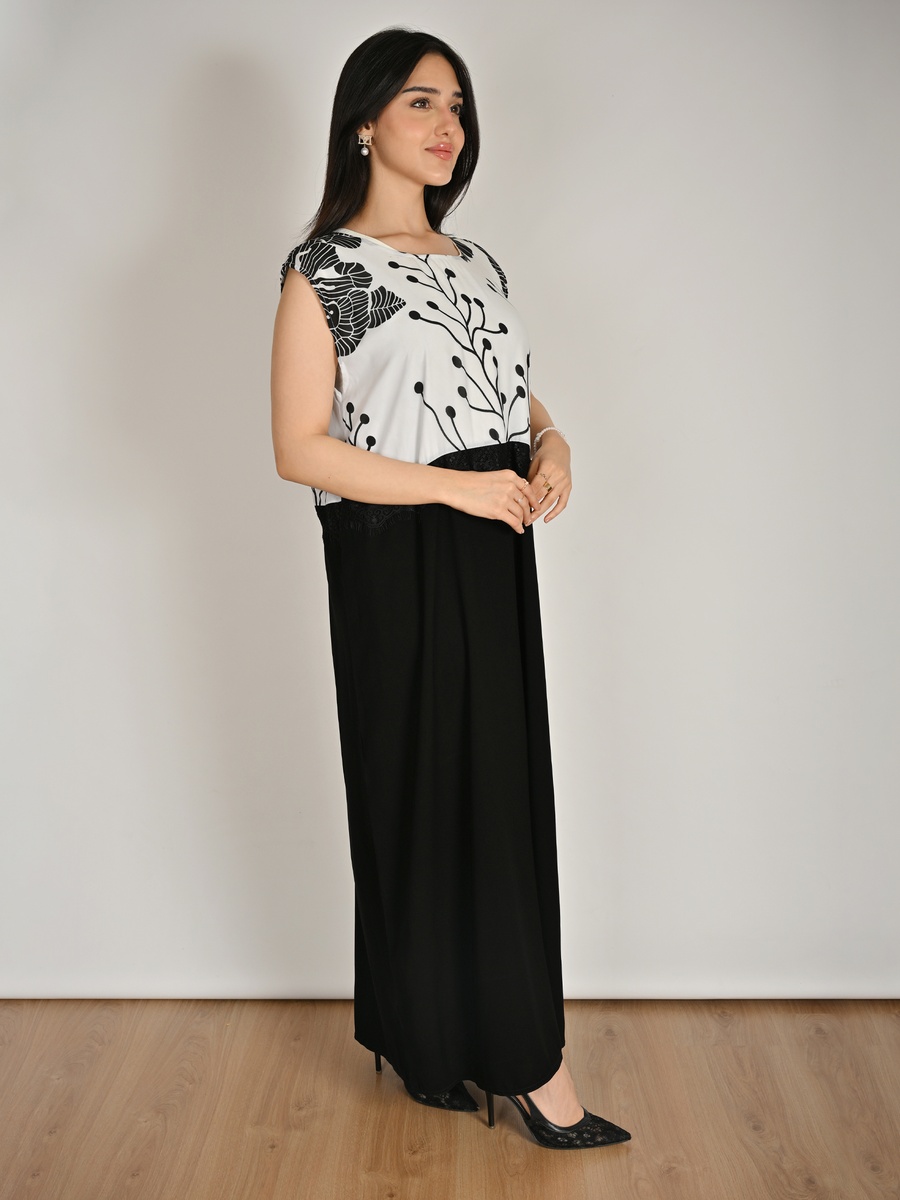 Black Floral Print Abaya with a Coordinated Inner Dress