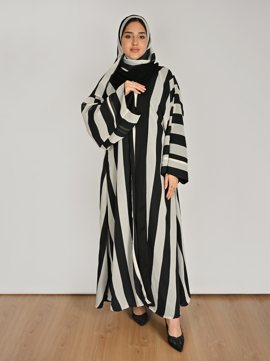 Reversible Flared Abaya with Wide Sleeves