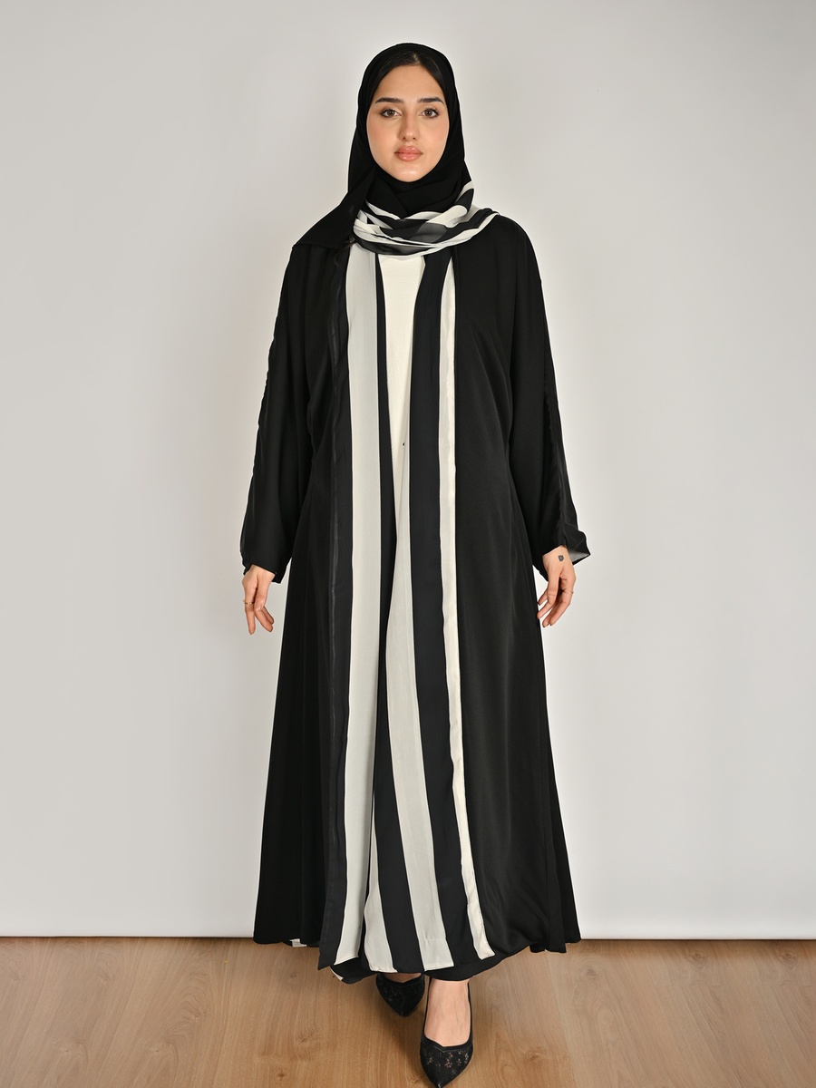 Reversible Flared Abaya with Wide Sleeves