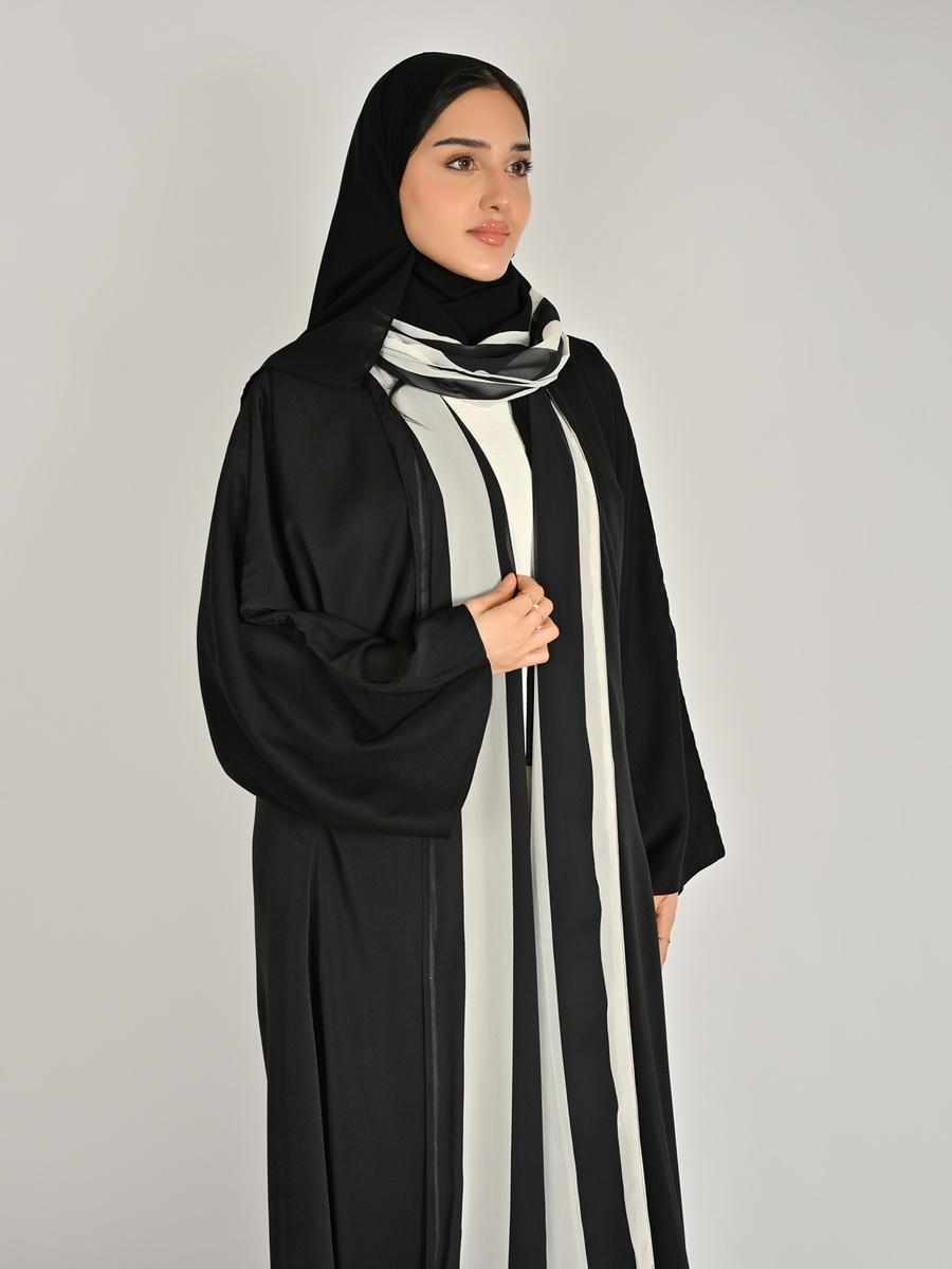 Reversible Flared Abaya with Wide Sleeves