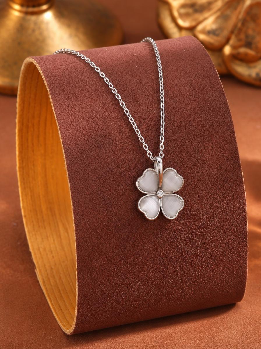 Silver White Clover Necklace