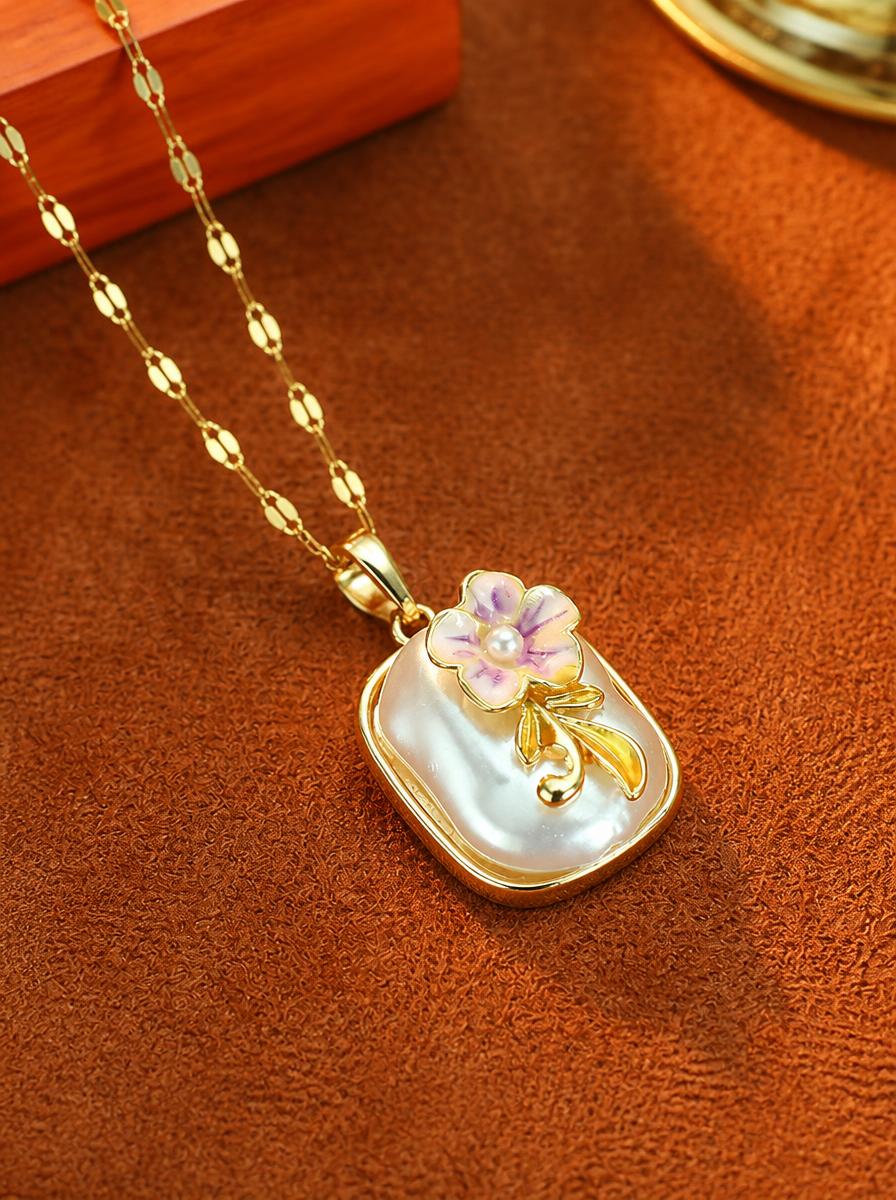 Mother Of Pearl Flower Square Necklace