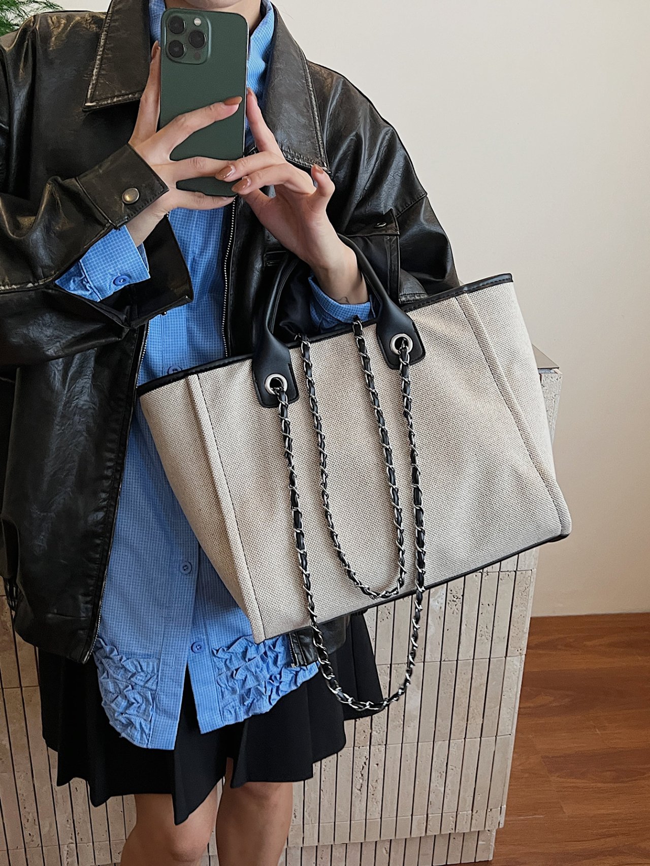 Chain Strap Shoulder Bag