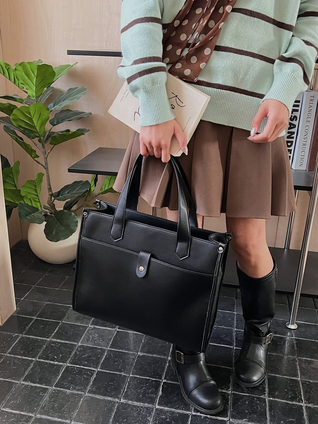 Black Solid Handbag