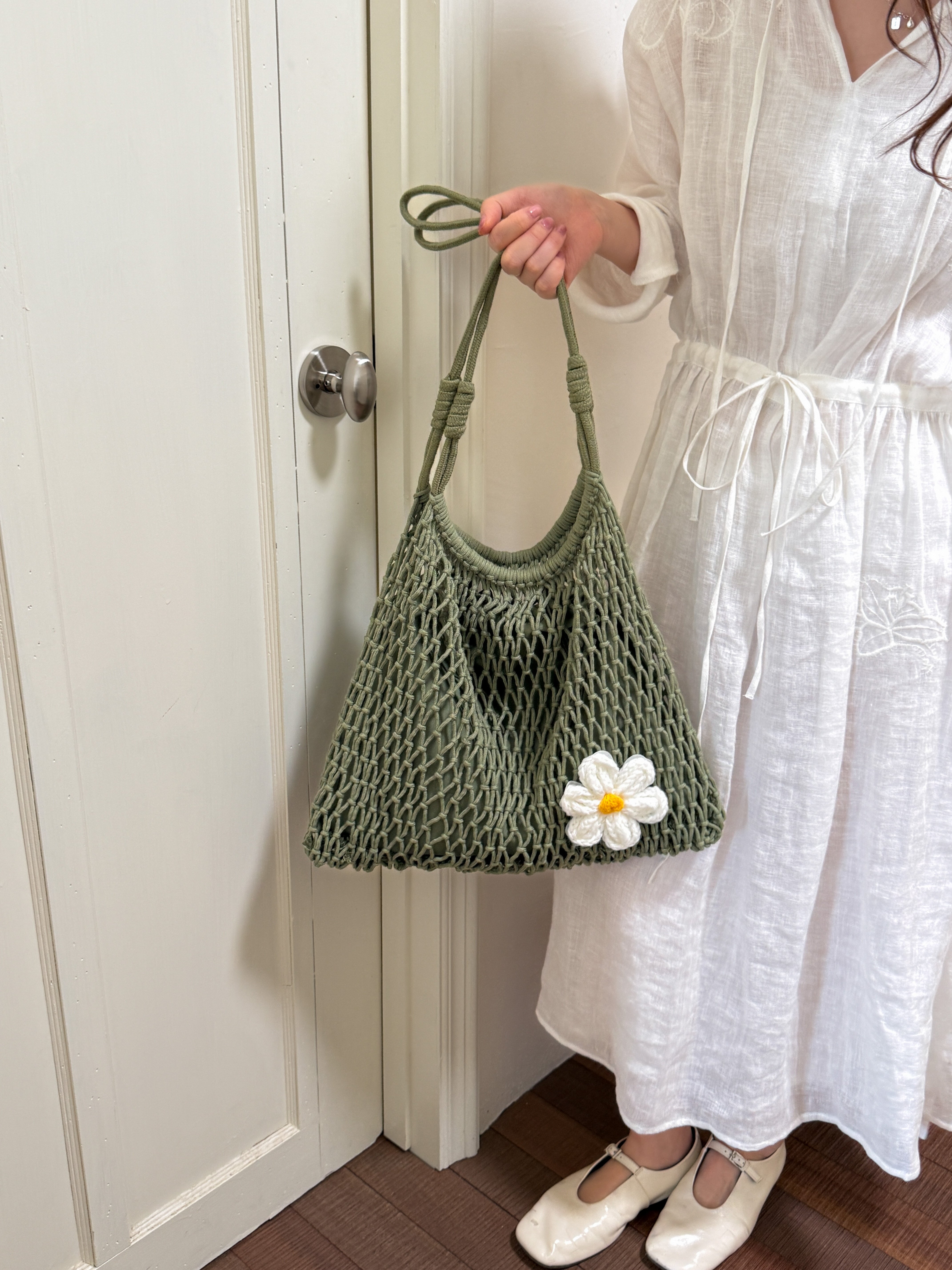 Green Crochet Shoulder Bag with Daisy Charm