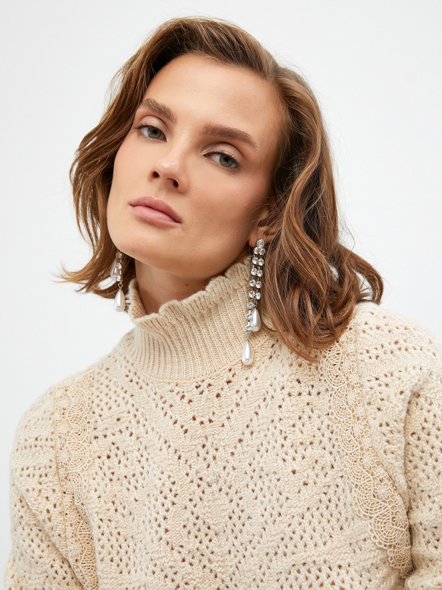 Ajoure Tissued Turtle Neck Sweater
