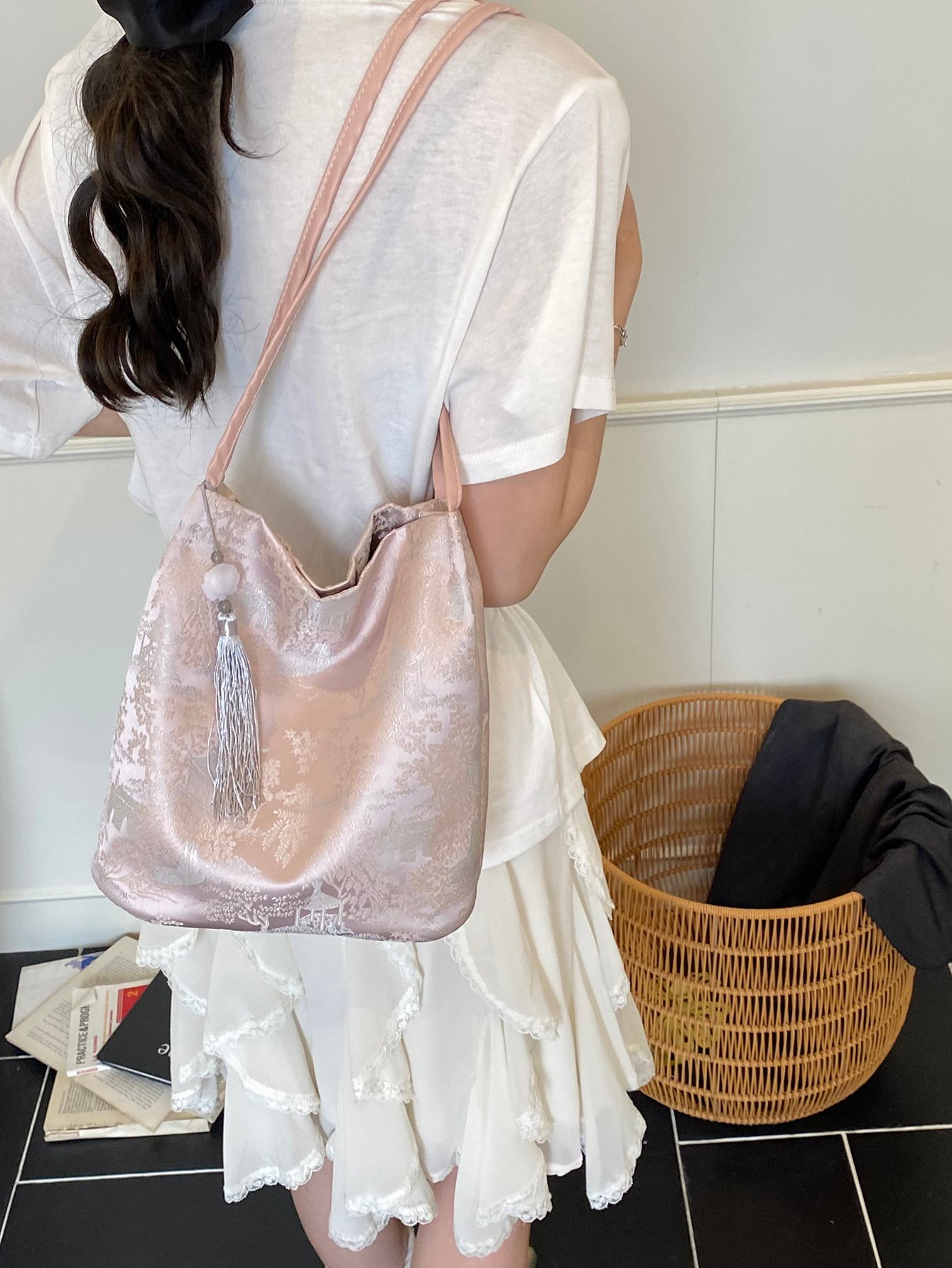 Pink Jacquard Shoulder Bag with Tassel